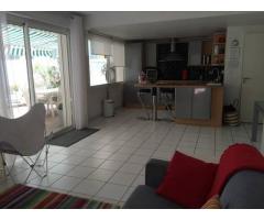 Vente appartement 2 pièces 52 m² Saint-Raphael (83)