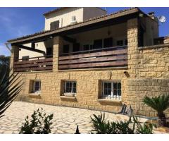 Vente maison 150 m² Saint-Maximin (30700)