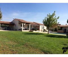 Vente maison 170 m² Saint-Gilles (30800)