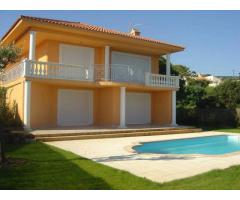 Vente maison 220 m² Roquebrune-Sur-Argens (83)