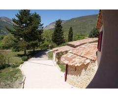 Vente maison 306 m² Entrepierres (04200)