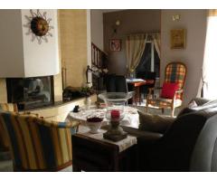 Vente maison 207 m² Saint-Saturnin-Les-Avignon (8445