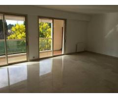 Vente appartement 4 pièces 89 m² Vence (06140)