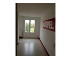 Vente appartement 4 pièces 70 m² Hyeres (83400)