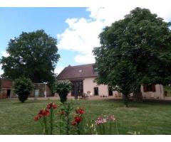 Vente maison 300 m² Saint-Desire (03370)